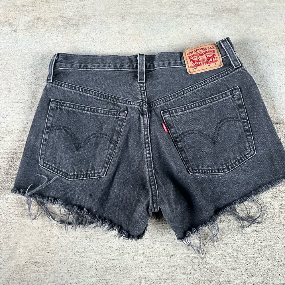 Levi’s Buttonfly Denim Shorts Size 27